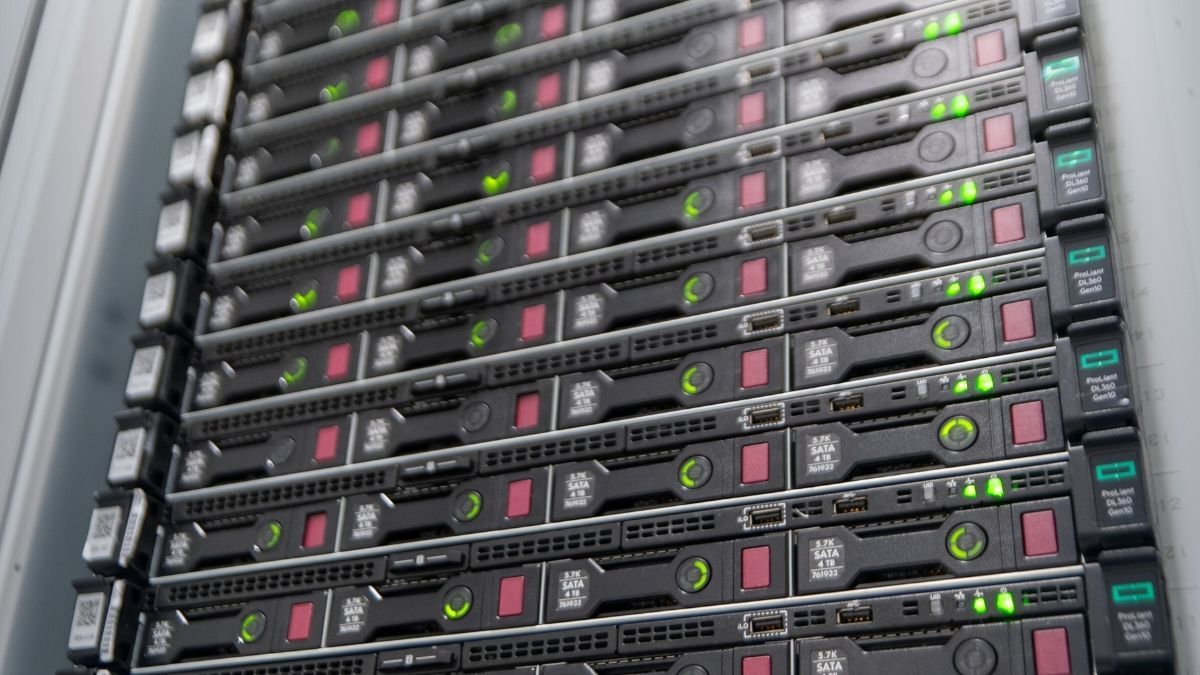 Dedicated server achterkant 