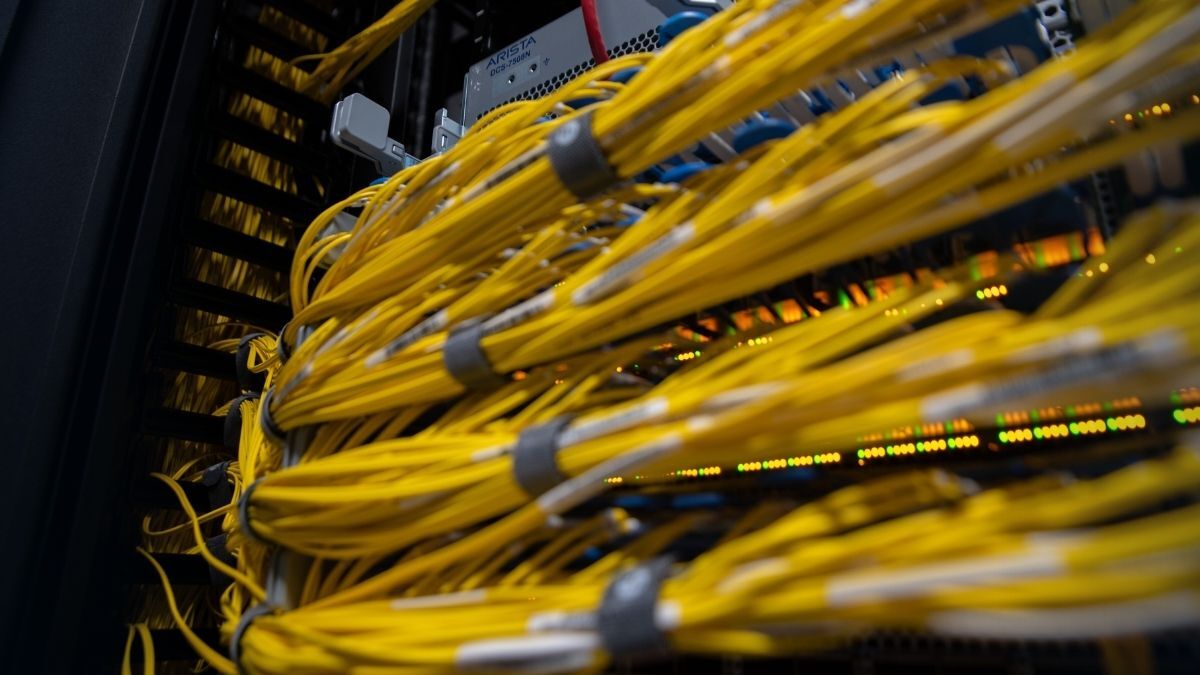 Dedicated servers with unmetered bandwidth for streaming